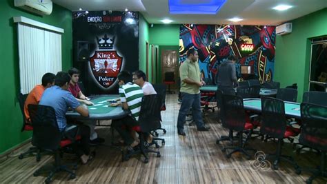 A Casa De Poker Cena De Disparo