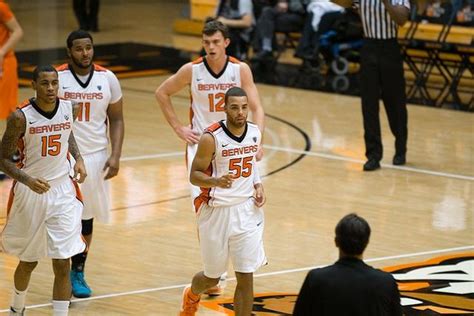 Basquete Da Ncaa Jogo Pega