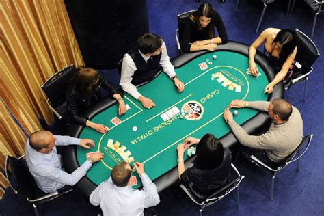 Campione Ditalia De Poker De Casino