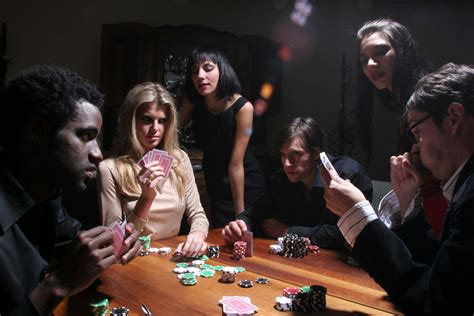Casino Strip Poker Online