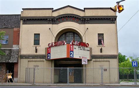 Casino Teatro Ware Ma