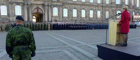 Christiansborg Slotsplads Flagdag