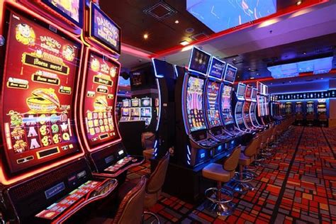 Como Se Juega En Las Maquinas Tragamonedas Del Casino