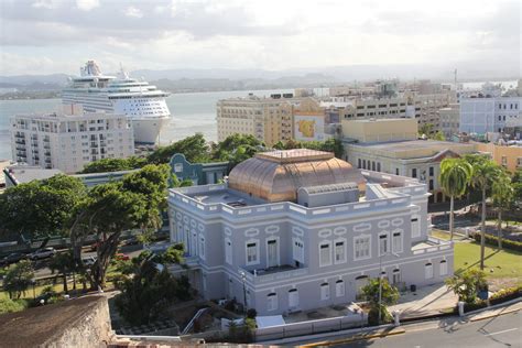 El Antiguo Casino San Juan