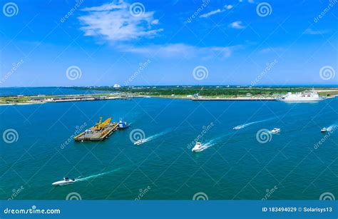 Jogo De Barco A Partir Do Porto Canaveral