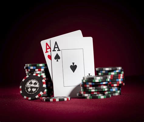 Leste Da Baia De Poker Sociedade