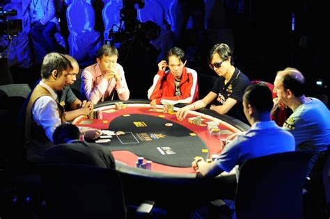 Macau High Stakes Poker Challenge