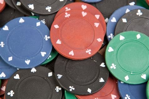 O Quanto Sao Diferentes Cores De Fichas De Poker A Pena