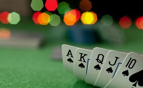 O Que Ganha Cinco De Um Tipo De Poker