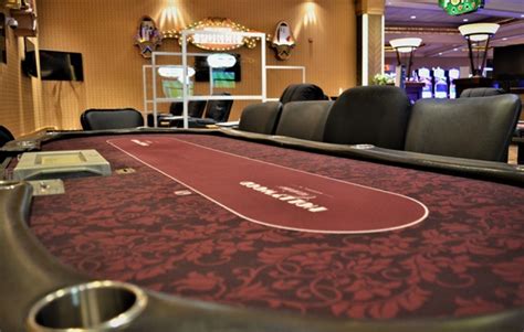 O Torneio De Poker De Casino Hollywood Aurora