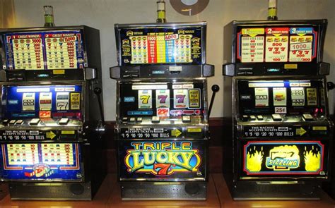 Play Retro Style Slot