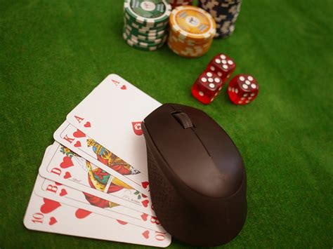 Poker A Um Geld Online
