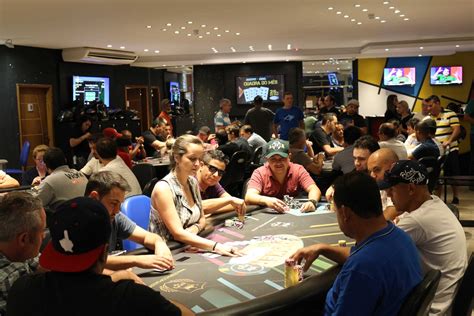 Ponte Clube De Poker