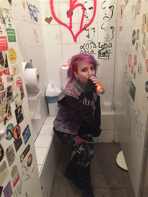 Punk Toilet Betfair