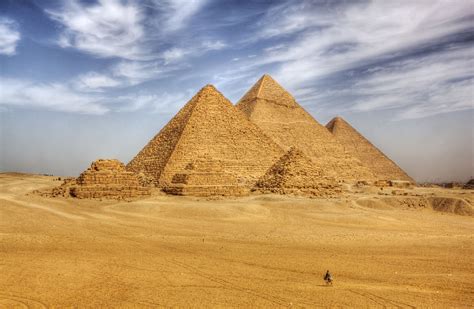 Pyramids Of Giza Blaze