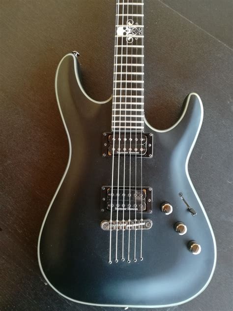 Schecter Blackjack V8