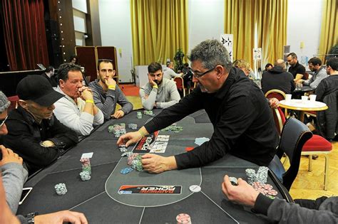 Selecione Clube De Poker Dinard