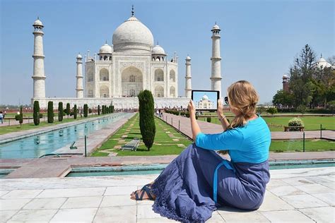 Taj Mahal Review 2024