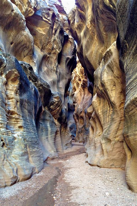 Willis Slot Canyon